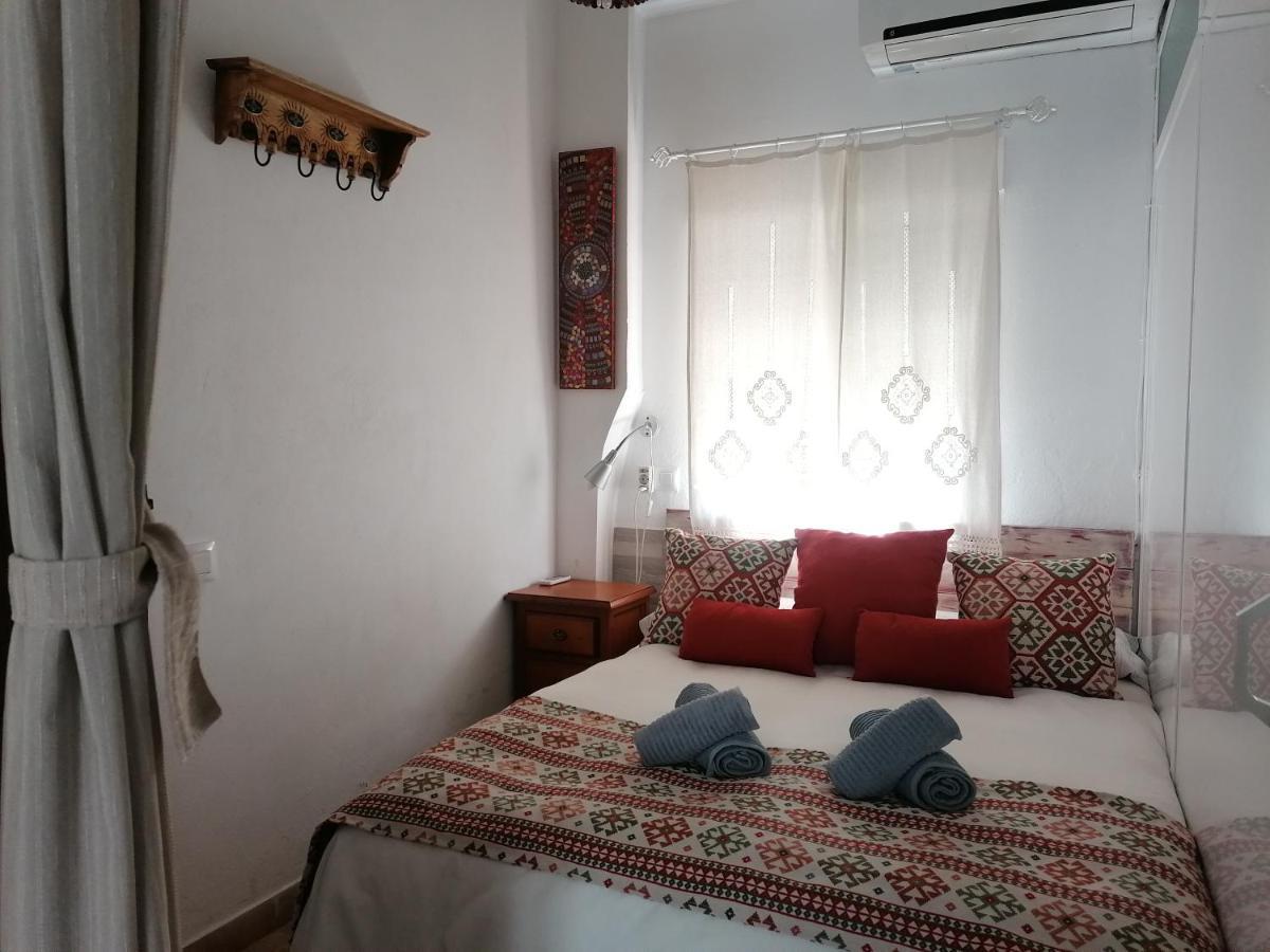 Apartamentos El Patio Andaluz Jerez de la Frontera Kültér fotó