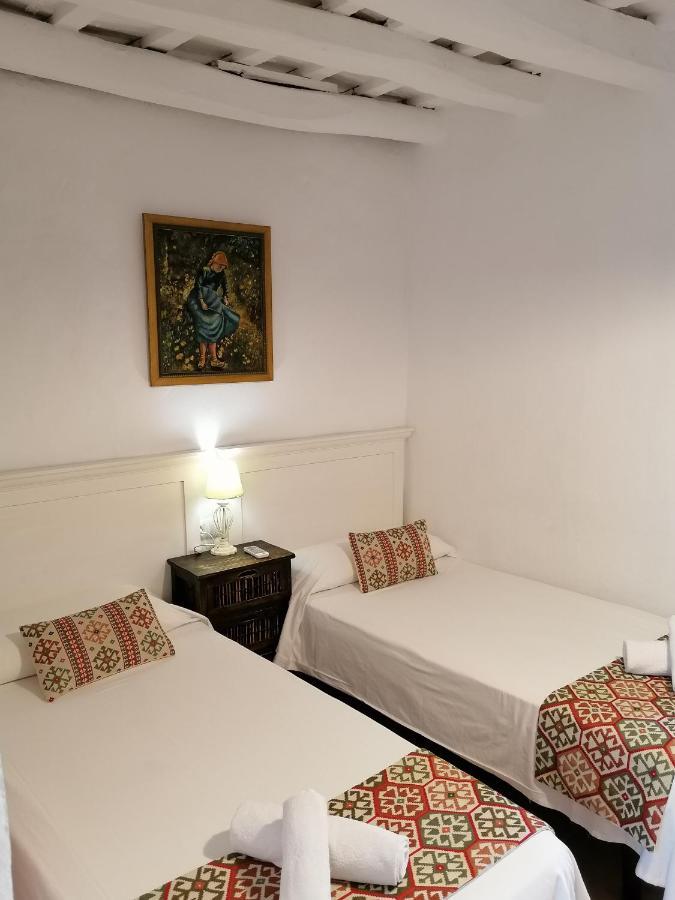 Apartamentos El Patio Andaluz Jerez de la Frontera Kültér fotó