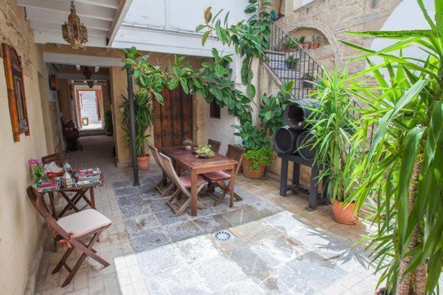 Apartamentos El Patio Andaluz Jerez de la Frontera Szoba fotó