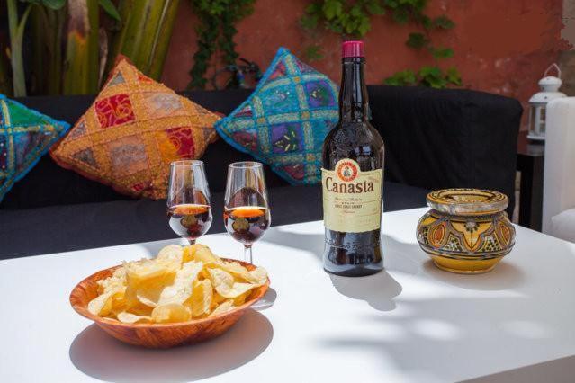 Apartamentos El Patio Andaluz Jerez de la Frontera Kültér fotó